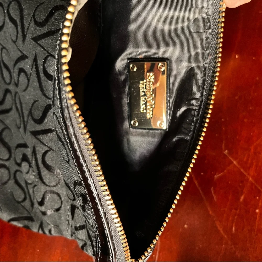 Simply Vera by VERA WANG Black Fabric Signature Clutch Wristlet Evening Bag - Picture 5 of 7